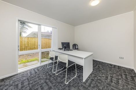 Photo of property in 32 Beach Road, Pahurehure, Papakura, 2113