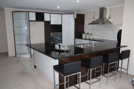 Photo of property in 497 Great South Road, Opaheke, Papakura, 2113