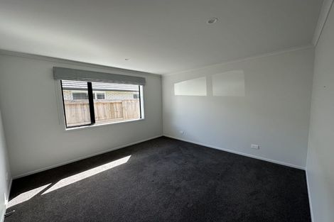 Photo of property in 14 Kahukaka Road, One Tree Point, 0118