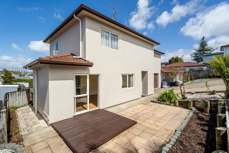 Photo of property in 16a Becroft Drive, Forrest Hill, Auckland, 0620