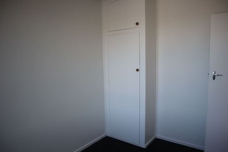 Photo of property in 2/21 Olliviers Road, Phillipstown, Christchurch, 8011