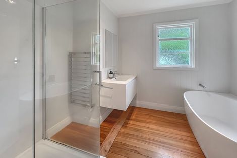 Photo of property in 78 Saint Davids Street, Lyttelton, 8082