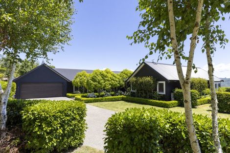 Photo of property in 35 Locheagles Rise, Kinloch, Taupo, 3377