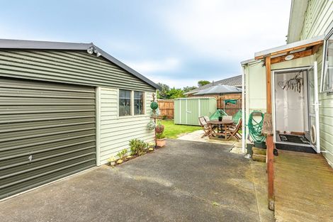 Photo of property in 143 Cornfoot Street, Castlecliff, Whanganui, 4501