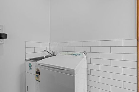 Photo of property in 2/114 Oram Avenue, New Brighton, Christchurch, 8061