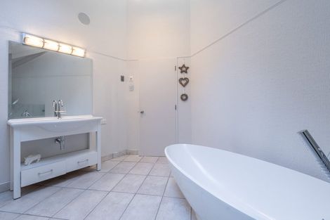 Photo of property in 180 Drysdale Road, Myross Bush, Invercargill, 9872