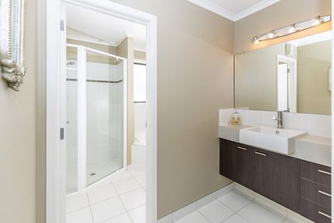 Photo of property in 8 Compton Grove, Huntington, Hamilton, 3210