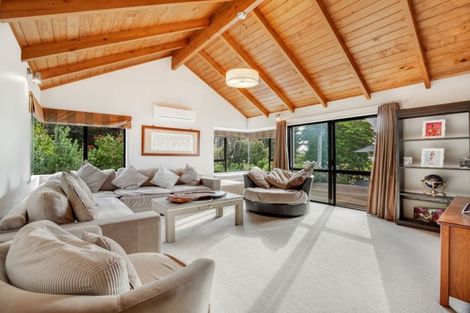 Photo of property in 53 Island View Road, Karaka, Papakura, 2580