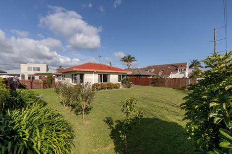 Photo of property in 22 Azalea Dell, Mount Maunganui, 3116