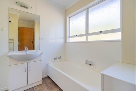 Photo of property in 11 Anaru Street, Raumati Beach, Paraparaumu, 5032