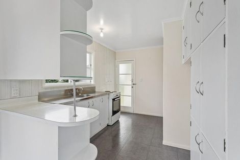 Photo of property in 9 Armagh Street, Levin, 5510