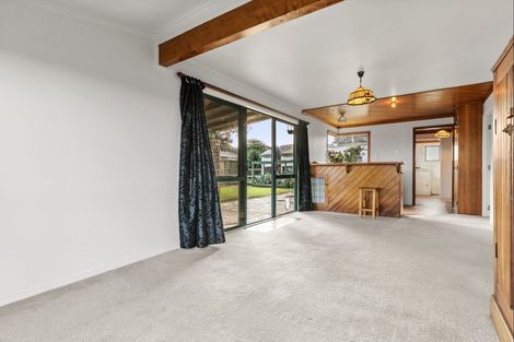 Photo of property in 11 Ronald Avenue, Glenbrook, Waiuku, 2681