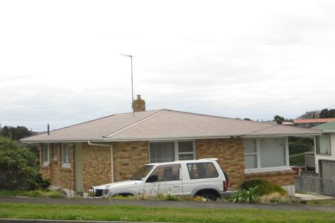 Photo of property in 16 Penrith Street, Westown, New Plymouth, 4310