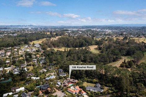 Photo of property in 106 Kowhai Road, Campbells Bay, Auckland, 0630