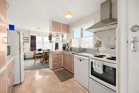 Photo of property in 18 Deanwell Avenue, Deanwell, Hamilton, 3206