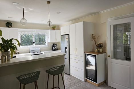 Photo of property in 112 Leinster Avenue, Raumati South, Paraparaumu, 5032