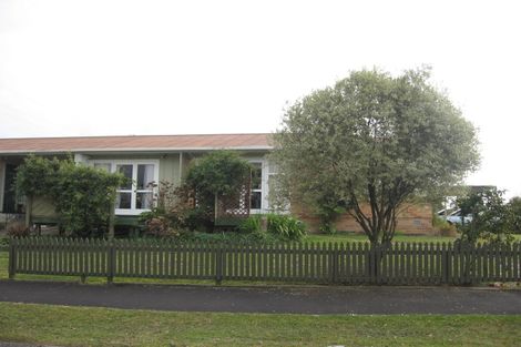 Photo of property in 25 Southsea Crescent, Silverdale, Hamilton, 3216