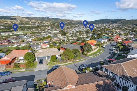 Photo of property in 10 Ordley Grove, Tawa, Wellington, 5028