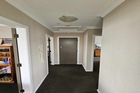 Photo of property in 63 Wilton Street, Levin, 5510