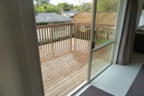 Photo of property in 68a Awaroa Road, Sunnyvale, Auckland, 0612