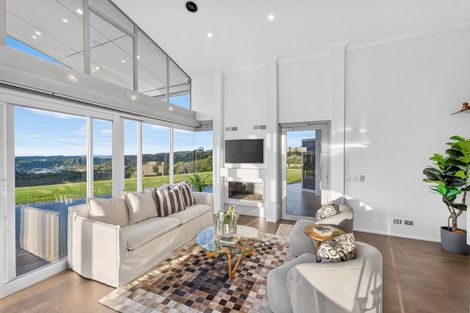 Photo of property in 83 Jervis Road, Waiwera, Orewa, 0994