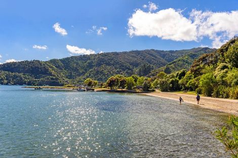 Photo of property in 26 Manuka Drive, Ngakuta Bay, Picton, 7281