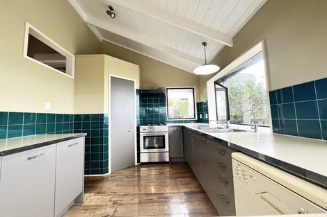 Photo of property in 43 Rosecamp Road, Beach Haven, Auckland, 0626