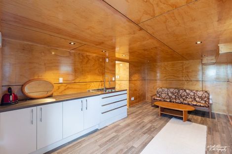 Photo of property in 37 Grant Road, Thorndon, Wellington, 6011