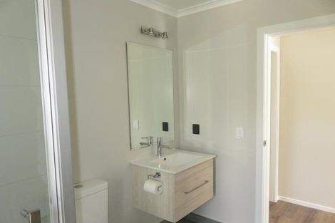 Photo of property in 102 Melksham Drive, Churton Park, Wellington, 6037