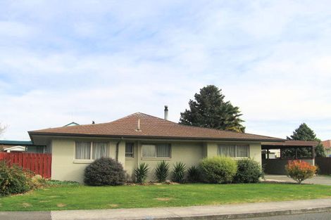 Photo of property in 200 Caroline Place, Mayfair, Hastings, 4122