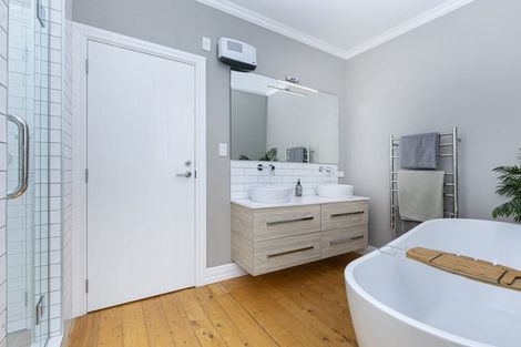 Photo of property in 33 Cable Road, Waimauku, 0881