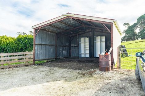 Photo of property in 353 Gorge Road, Maungaturoto, 0588