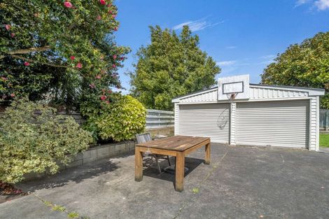 Photo of property in 14 Antrim Place, Hokowhitu, Palmerston North, 4410