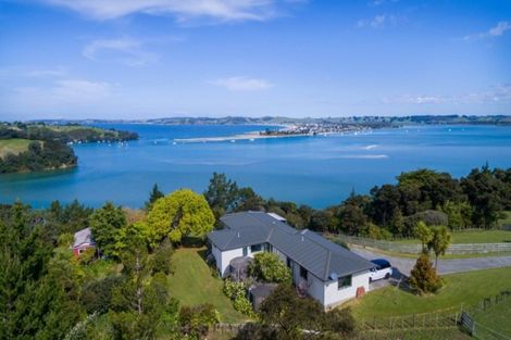 Photo of property in 426 Leigh Road, Whangateau, 0985