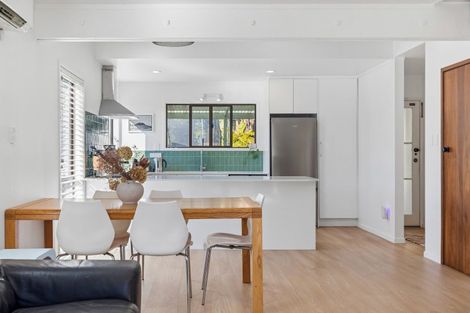 Photo of property in 46 Lee Street, Te Puke, 3119