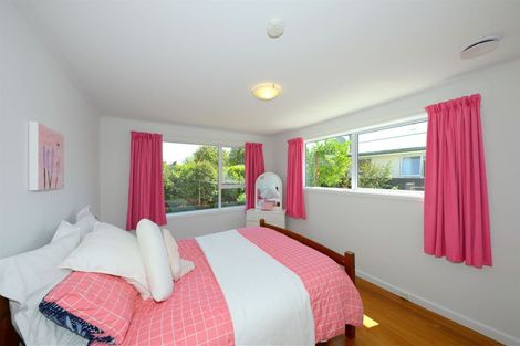 Photo of property in 1 Yardley Street, Avonhead, Christchurch, 8042