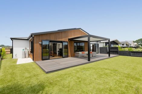 Photo of property in 46 Saint Pauls Drive, Brookfield, Tauranga, 3110