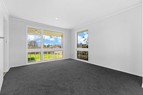 Photo of property in 54 Chelburn Crescent, Mangere East, Auckland, 2024