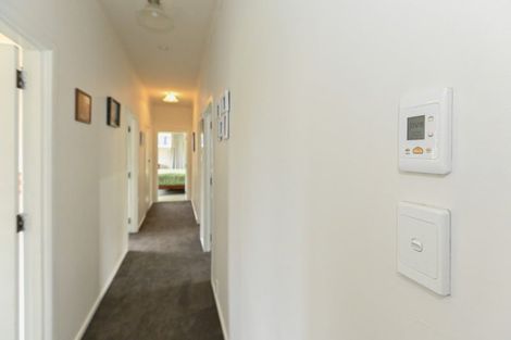 Photo of property in 205 Kenilworth Road, Mayfair, Hastings, 4122