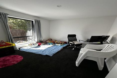 Photo of property in 33 Tuckers Road, Redwood, Christchurch, 8051
