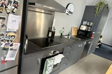 Photo of property in 6/35 Home Street, Mount Victoria, Wellington, 6011