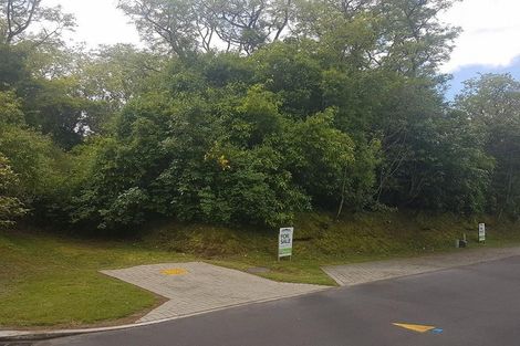 Photo of property in 58 Parawera Drive, Acacia Bay, Taupo, 3330