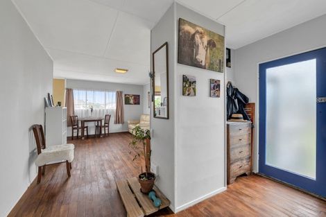 Photo of property in 2 Bone Crescent, Hawera, 4610