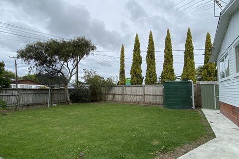 Photo of property in 28a Longburn Road, Henderson, Auckland, 0610