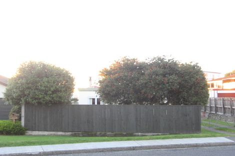 Photo of property in 39 Raumati Road, Raumati Beach, Paraparaumu, 5032