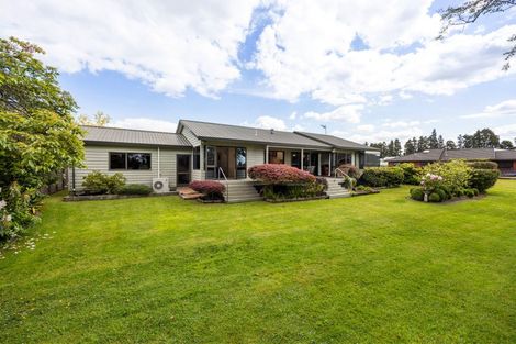 Photo of property in 8 Rimmington Drive, Hamilton Lake, Hamilton, 3204