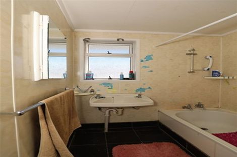 Photo of property in 10 Hall Street, Huntly, 3700