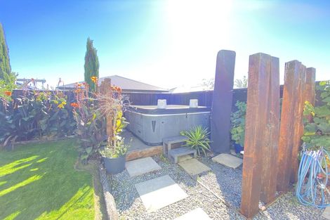 Photo of property in 107 Shillingford Boulevard, Rolleston, 7615