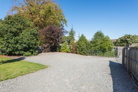Photo of property in 2 Lake Terrace Road, Burwood, Christchurch, 8061