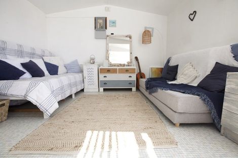 Photo of property in 285 Pukehina Parade, Pukehina, 3189